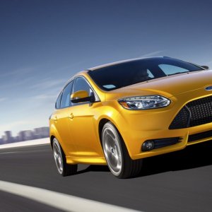 004-2013-ford-focus-st.jpg